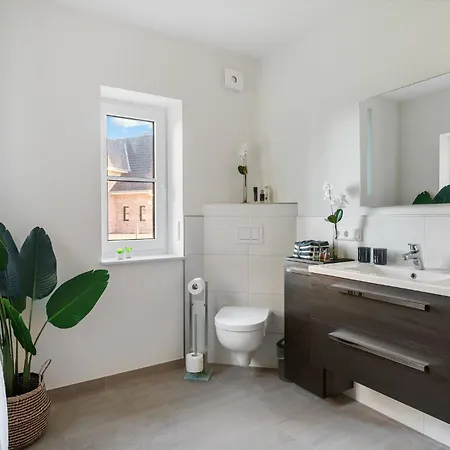 Ferienwohnung Lake House Mit Fruehstueck -Hunde Willkommen- Apartment