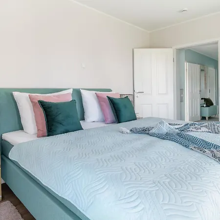 Ferienwohnung Lake House Mit Fruehstueck -Hunde Willkommen- *